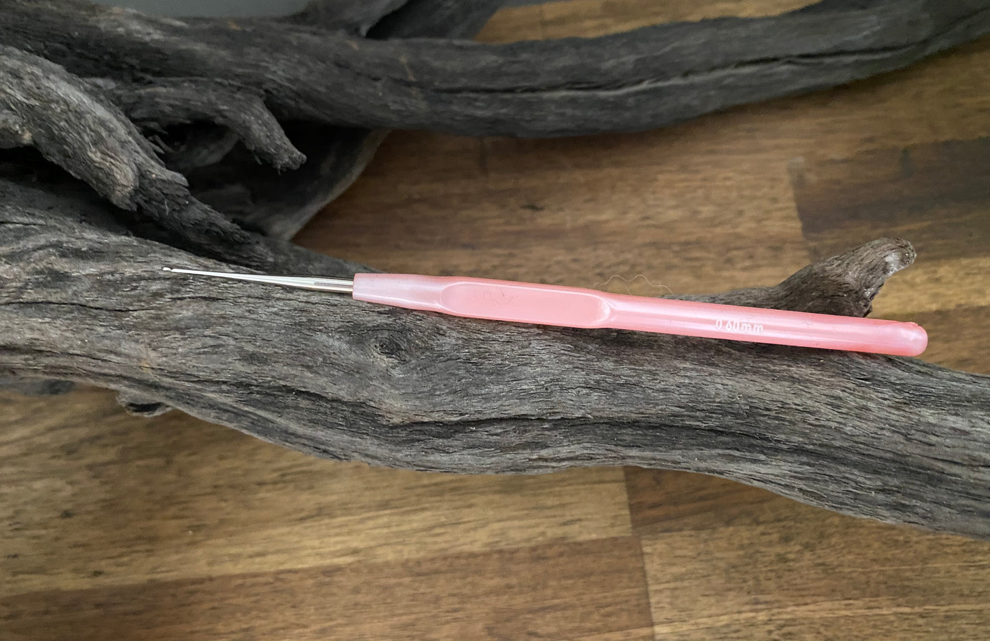 Crochet hook - 0.6mm